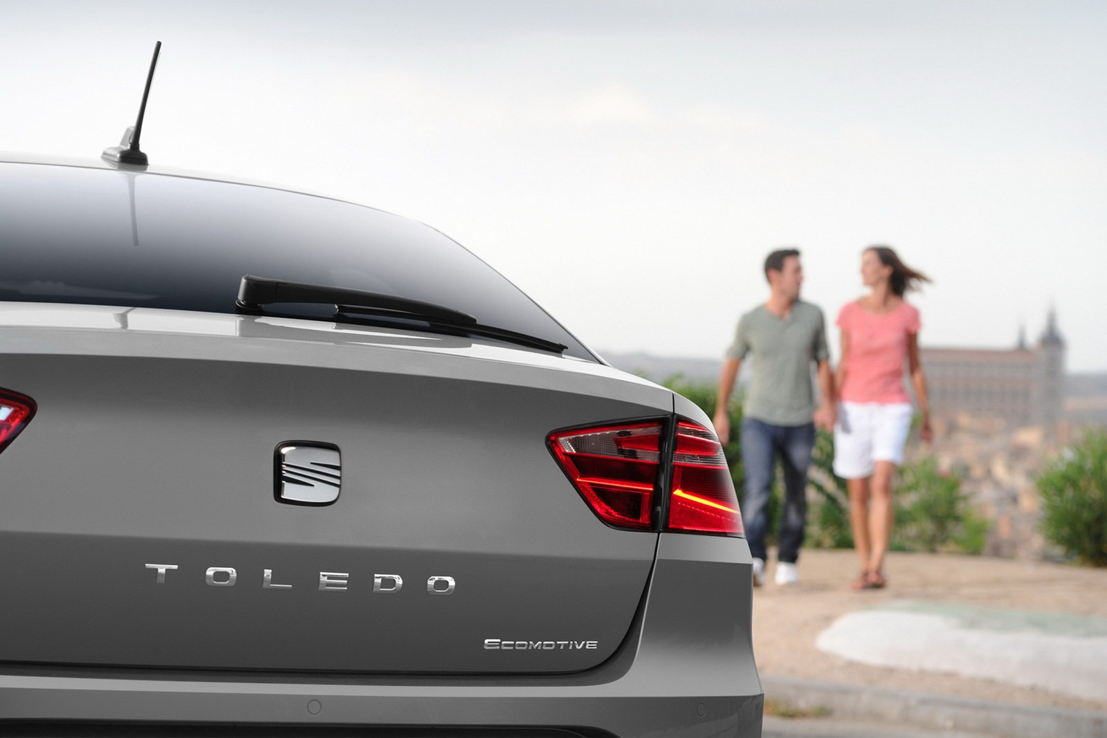 [2013-Seat-Toledo-Sedan-39%255B2%255D.jpg]
