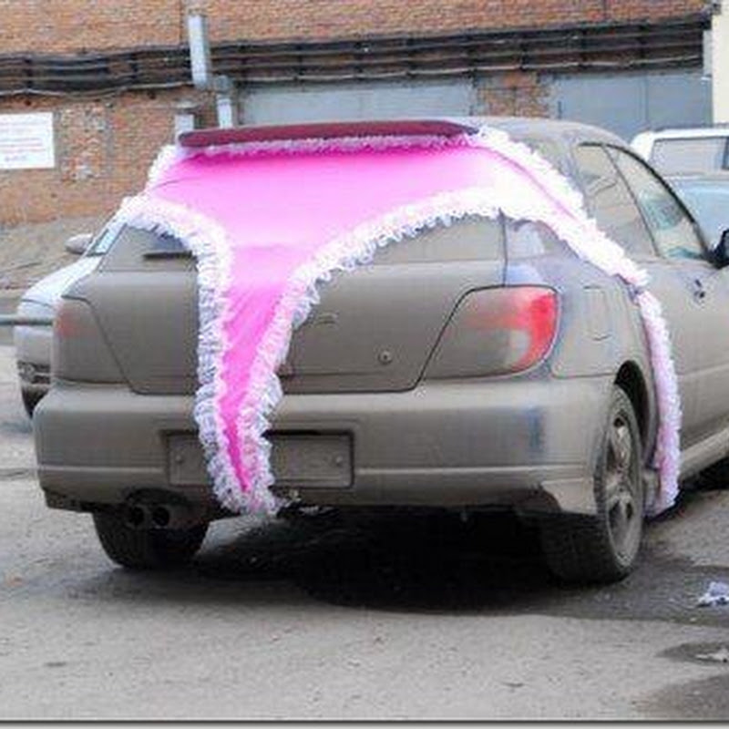 epic lol! : kereta pun pakai underwear.