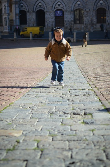 [Matthew%2520running%255B5%255D.jpg]