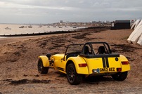 Caterham-Supersport-R-2 Caterham-Supersport-R-2