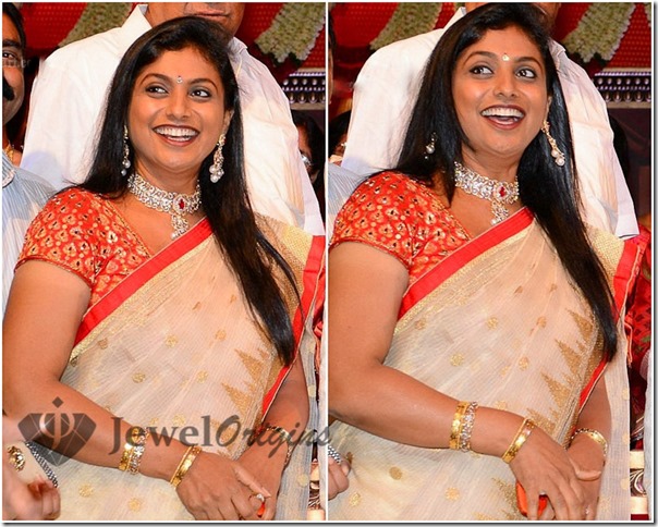Roja_Diamond_Necklace