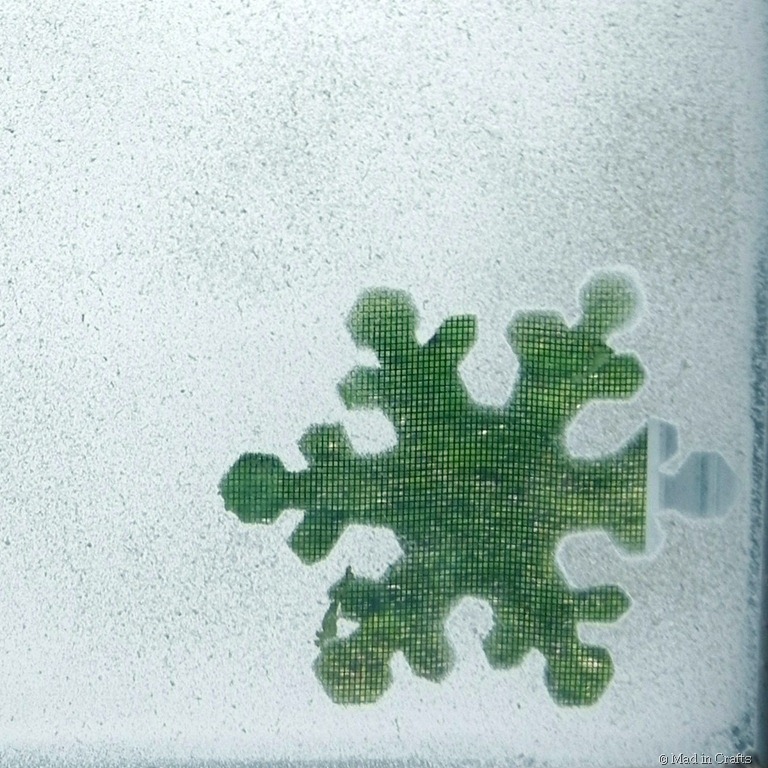 [spray-with-faux-snow-square3.jpg]