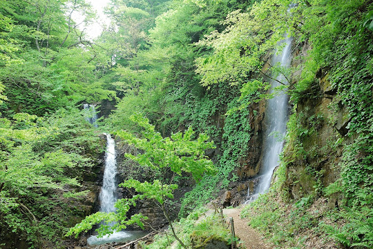 常虹の滝