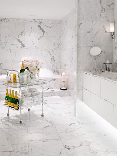 My kind of bath time! (dhome.com)
