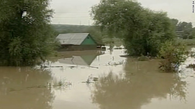 Flash floods from heavy rain in the Krasnodar Krai region in southern Russia have killed dozens of people, 7 July 2012. CNN