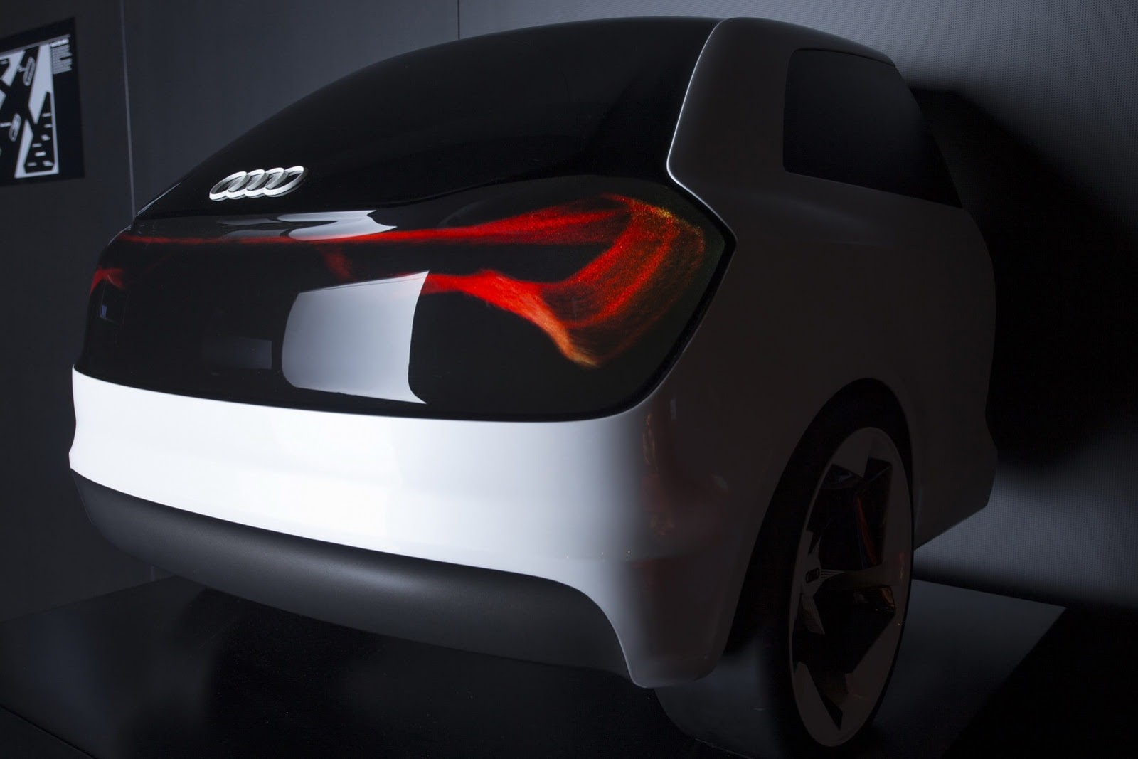 [Audi-CES-2013-16%255B2%255D.jpg]