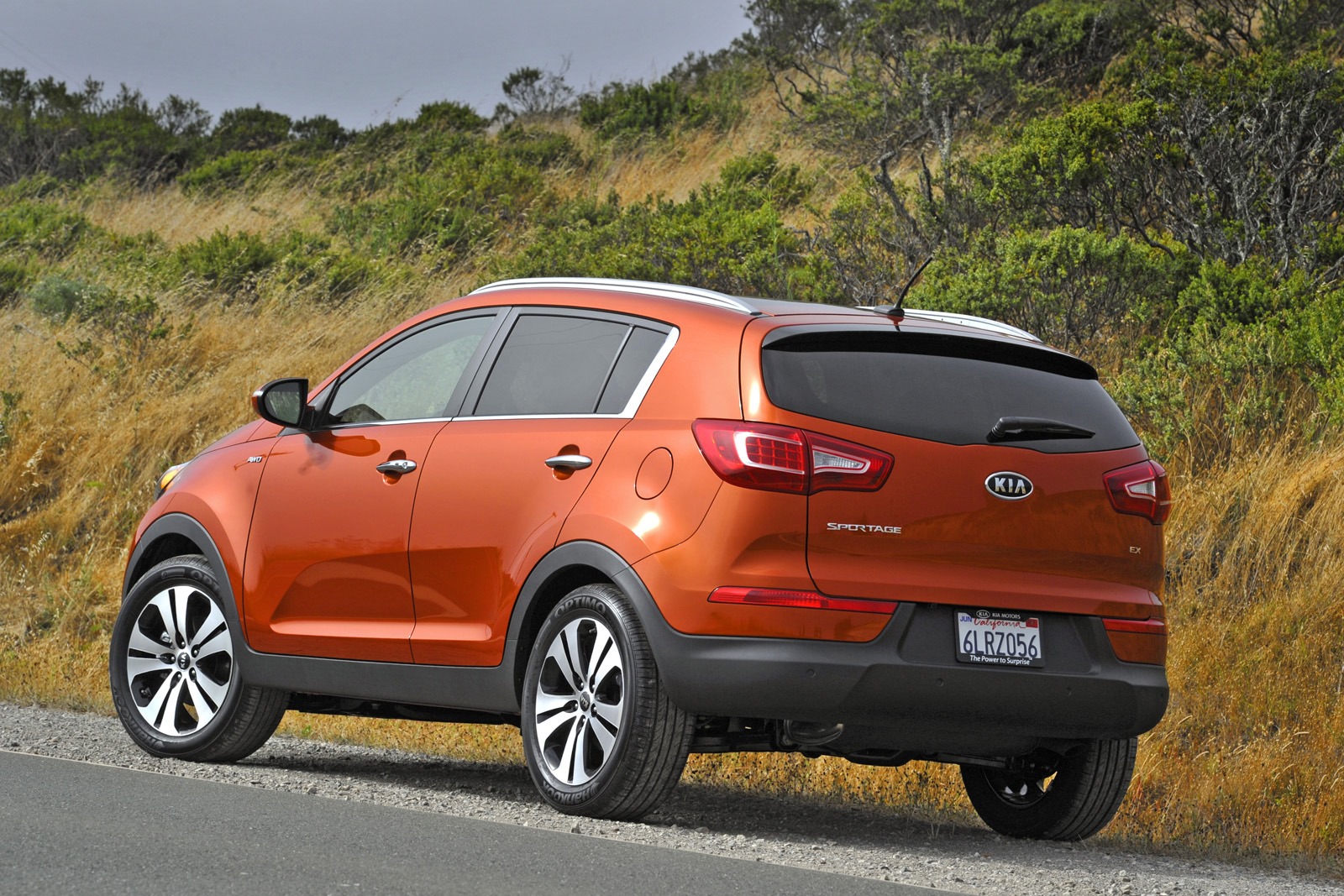 [2012-Kia-Sportage-23.jpg]
