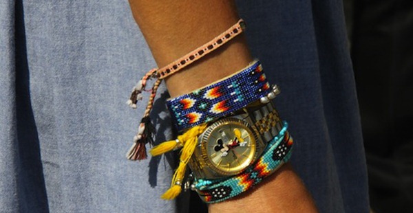 pulseiras e relogio 1 (1) pulseiras e relogio 1 (1)
