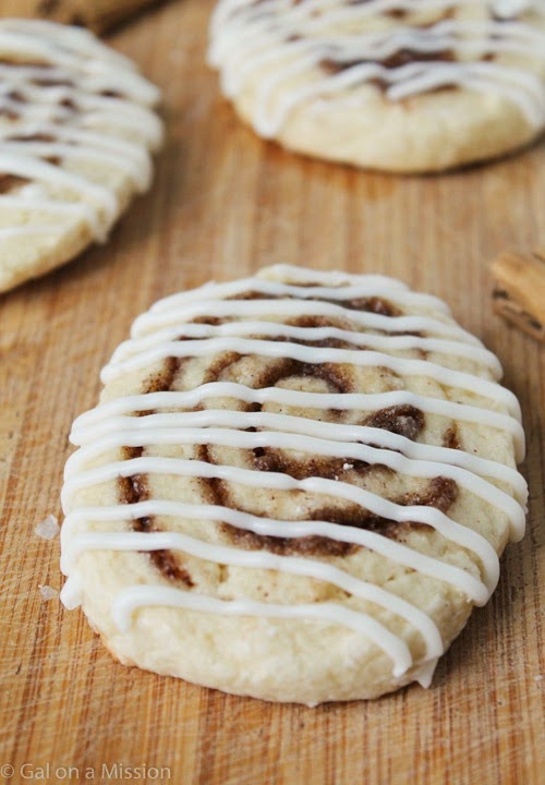 [Cinnamon-Roll-Cookies-2-2%255B5%255D.jpg]