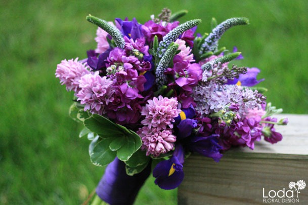 [004-purplebouquet-loda-floral-desigm%255B2%255D.jpg]