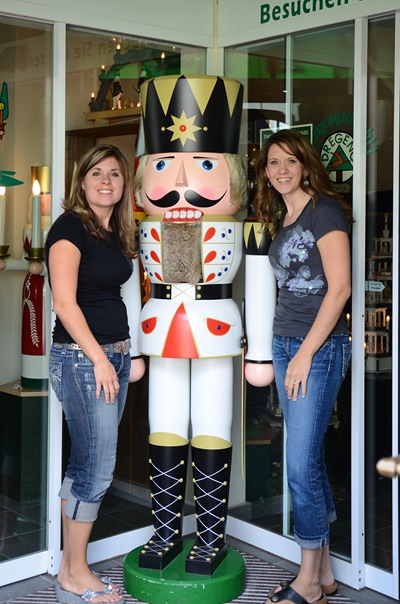 geneva lisa nutcracker