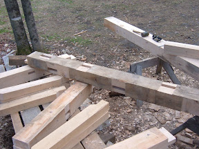 A narrow high drive was added to allow direct access to the studio.