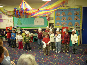 Dragonflies and Penguins doing their performance.