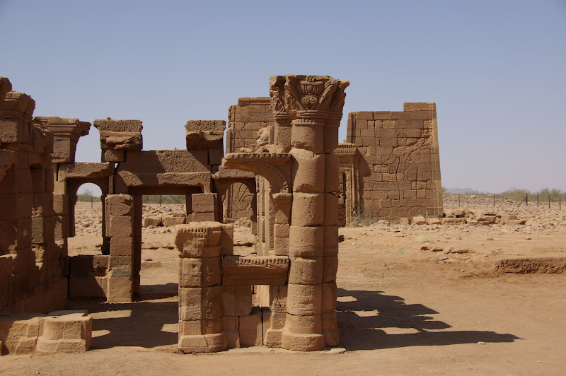 IMGP6196kioskeLion_Naqa.jpg
