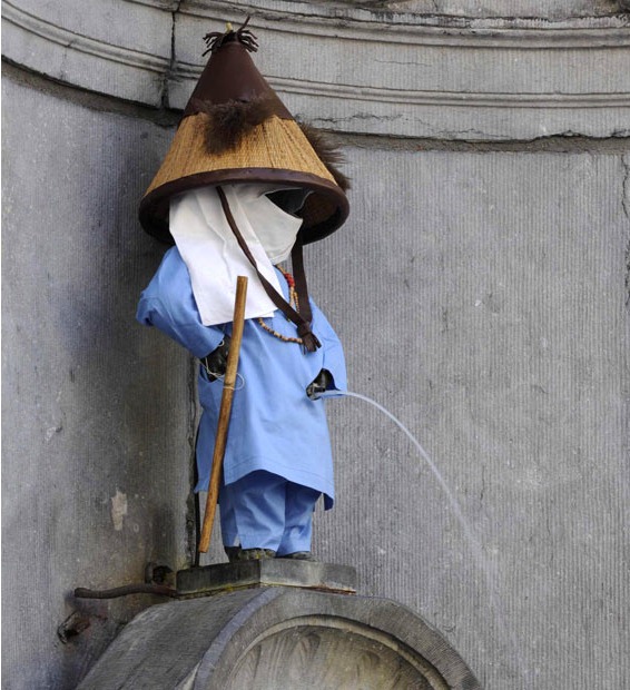 manneken-pis7 manneken-pis7