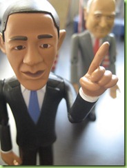2008-11-04_obama_mccain_dolls