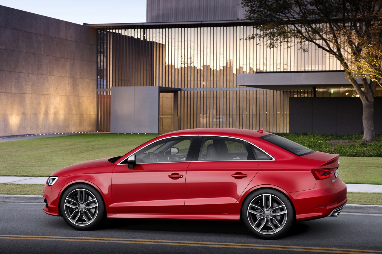 [2014-Audi-S3-Sedan-9%255B3%255D.jpg]