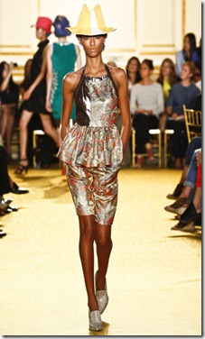 Point-of-Peplum-Thakoon