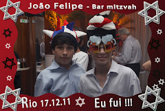 Fotos do evento João Felipe - 17.12.11. Foto numero 15 da Social Click Fotografia Digital, do Rio de Janeiro, RJ, que faz fotos divertidas, fotos malucas, fotos com fantasias, fotos na hora, fotografia maluca, fotografia divertida com molduras personalizadas. fotos divertidas malucas foto maluca animadas animado rj rio de janeiro divertida fantasia animada fotografia digital fotografo estudio fotografias