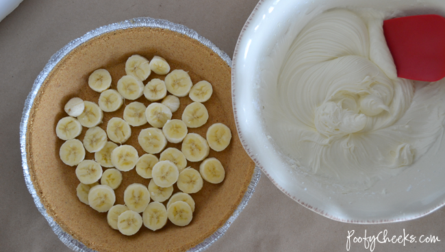 Banana Split Pie - #dessert #summer #pie