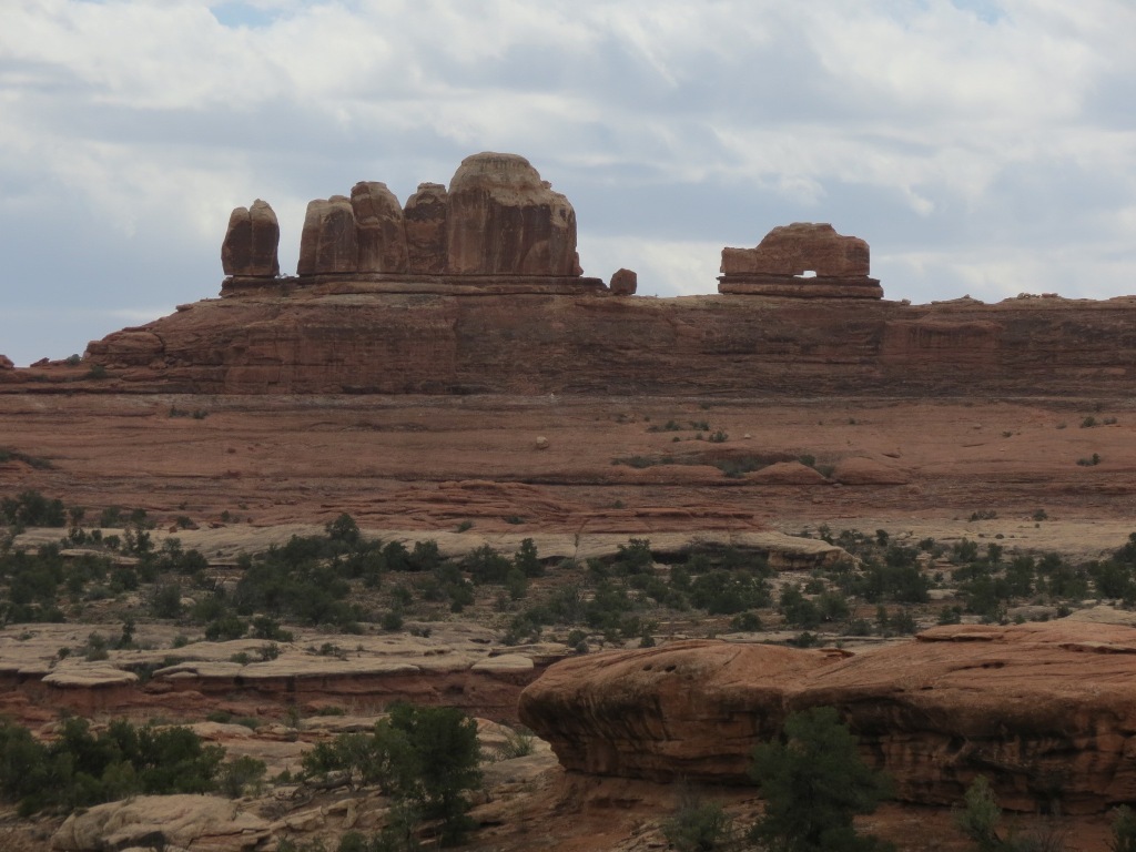 [moab_can_needles_wooden_shoe_arch3.jpg]