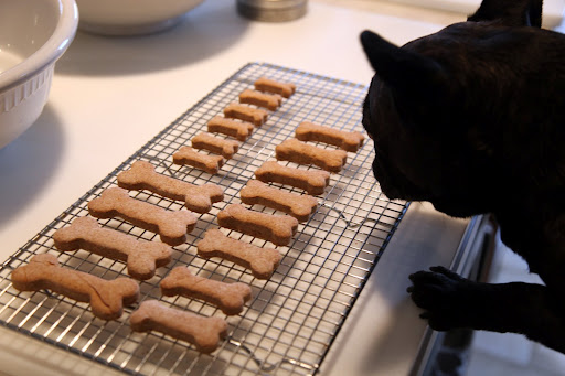 Thirty minutes later and they're done!  Wow, they smell great!  I can't wait until they're cool enough eat!