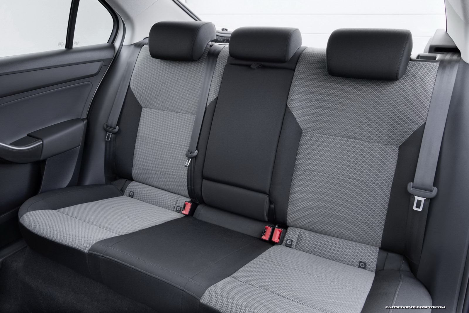 [2013-Skoda-Rapid-41%255B2%255D.jpg]