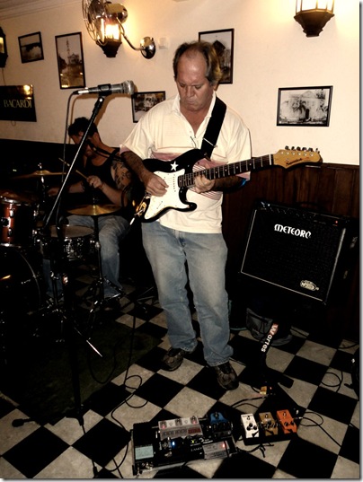 gutha_bar_faces_de_algo_marcio