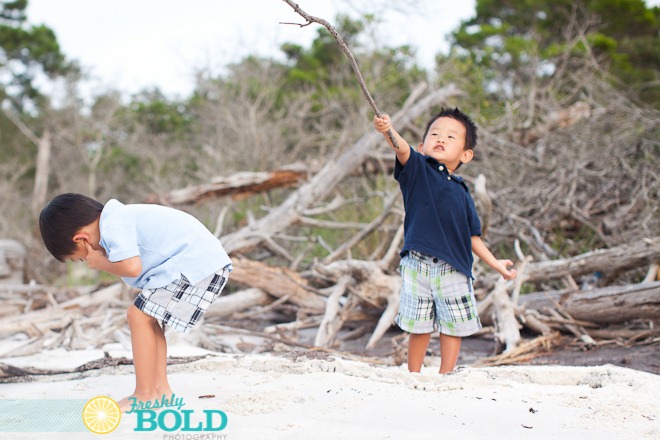 [Family%2520Beach%2520Portraits%2520by%2520Freshly%2520Bold-0055%255B3%255D.jpg]