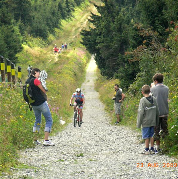 vier-huebel-tour-2009-wellenschaukel-fichtelberg-moek-2.jpg