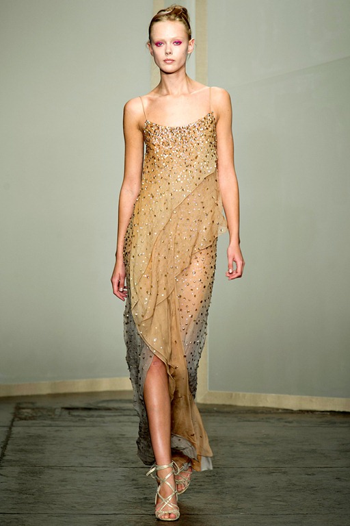 [donna-karan-rtw-ss2013-runway-35_172128279970%255B4%255D.jpg]