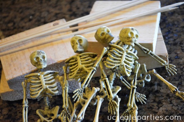 DIY Halloween Party Awards supplies