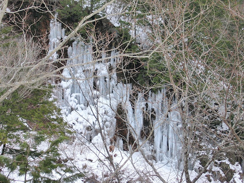 青氷の滝