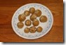 110 - Besan Laddu 110 - Besan Laddu