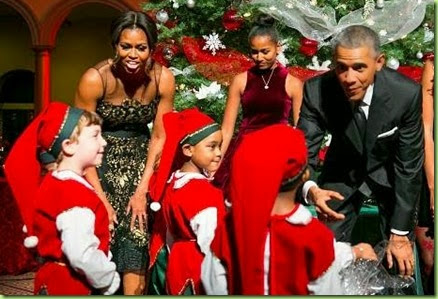 Obamas-2014-Christmas-in-Washington-Photos-5