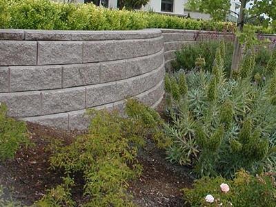 [concrete-retaining-wall%25202%255B4%255D.jpg]