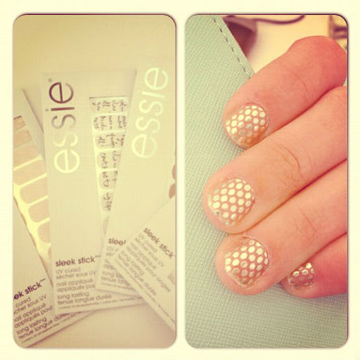 Liz Regalia tried Essie's appliques in Oh My Gold! Our editor in chief actually stopped her in the elevator to tell her how much she liked them. Liz Regalia tried Essie's appliques in Oh My Gold! Our editor in chief actually stopped her in the elevator to tell her how much she liked them.