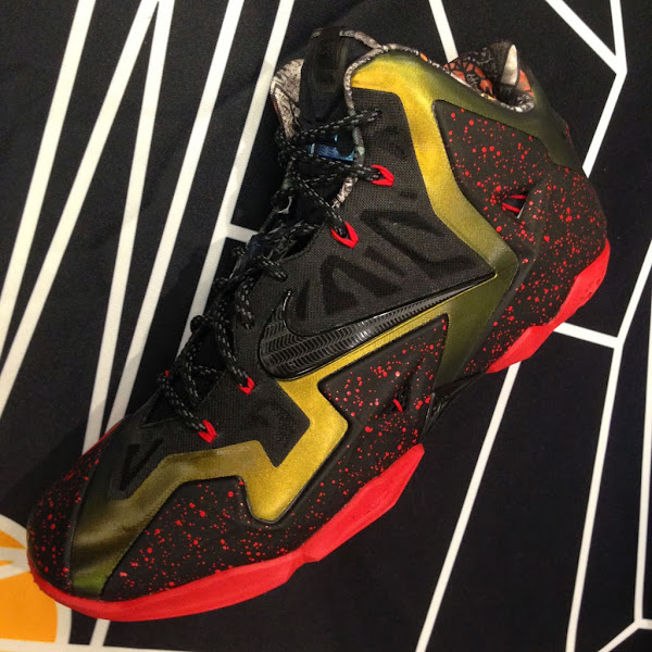 NIKEiD LeBron 11 Gumbo Samples at NBA AllStar Weekend