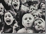 alfred_eisenstaedt_children_watching_puppet_theater_in_the_tuileries_g_d5515850h
