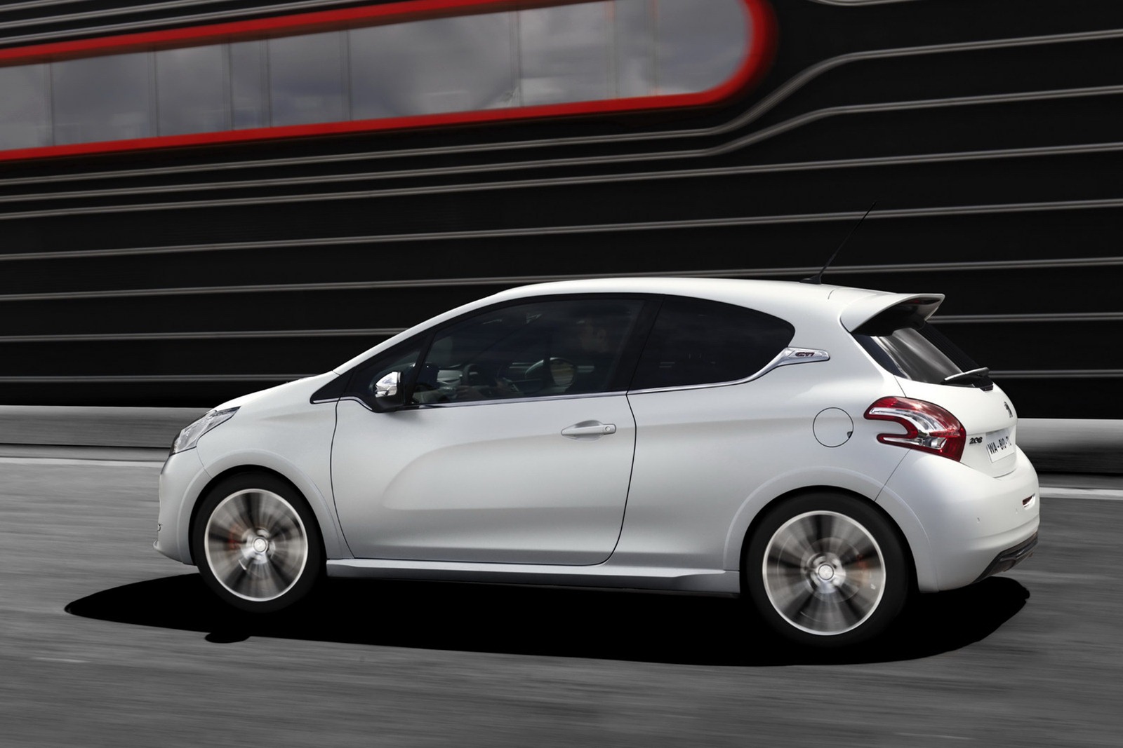 [2013-Peugeot-208-GTi-19%255B2%255D.jpg]