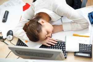 [Woman-asleep-on-laptop-at-desk3.jpg]