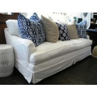 [no-411-sofa3.jpg]