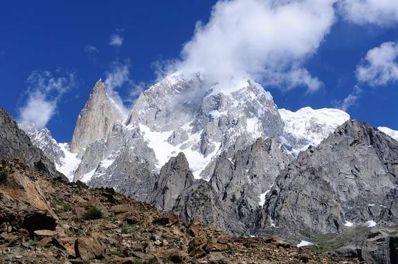 Karakoram's Hunza and Lady Finger peaks. Unlike the rest of the Himalayas, which are losing mass, the Karakoram glaciers seem to be holding steady or even gaining ice, finds a new study. Takayuki Hayato / Shutterstock