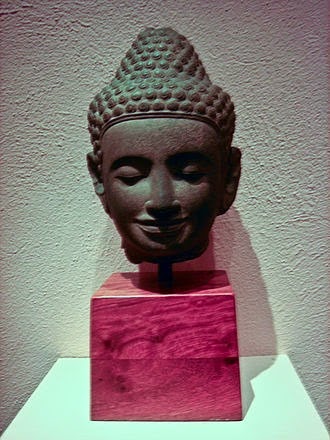 [Cambodia-buddha-11thcentury%255B3%255D.jpg]