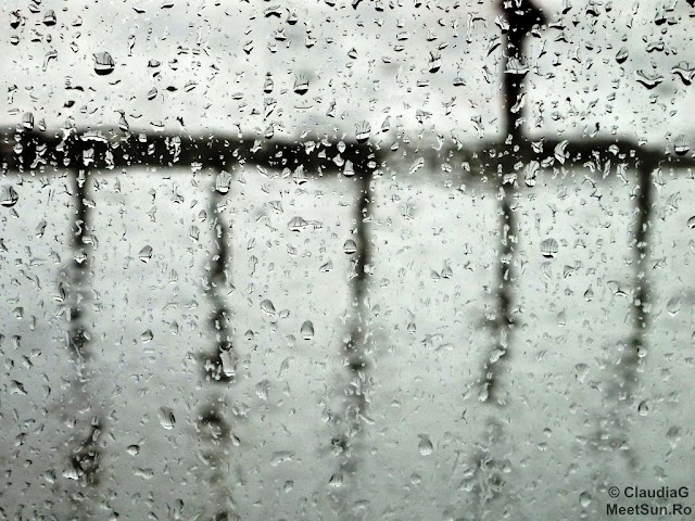 ploaia-rain-prison_w.jpg
