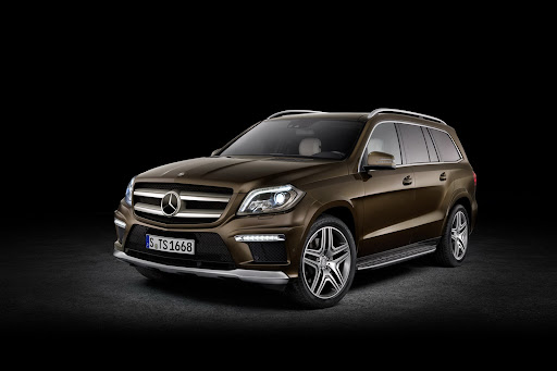 2013-Mercedes-Benz-GL-Class-01.jpg