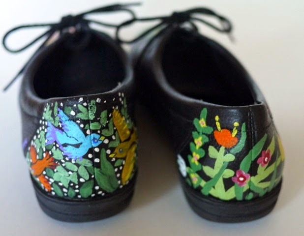 [painted%2520shoes%25204%255B2%255D.jpg]