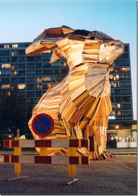Florentijn Hofman (The Giant of Vlaardingen) Florentijn Hofman (The Giant of Vlaardingen)