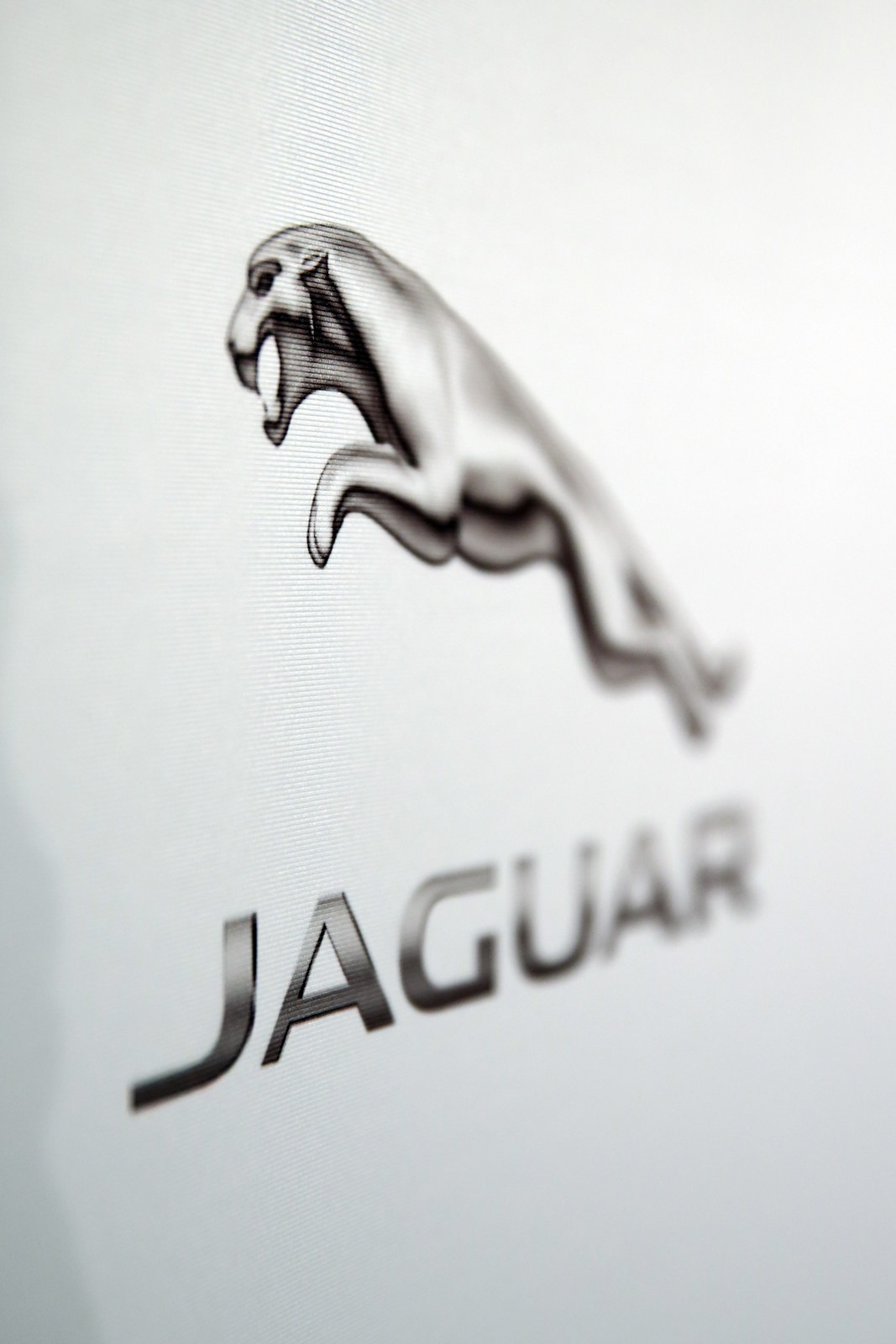 [Jaguar-first-Super-Bowl-commercial-15%255B4%255D.jpg]