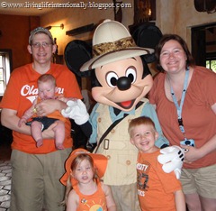 [Disney%25202011%2520490%255B7%255D.jpg]